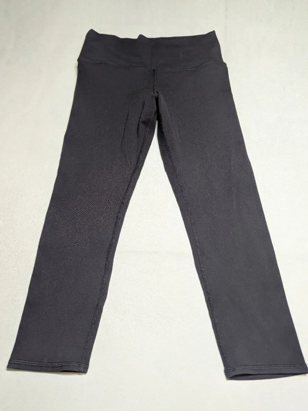 ALO Yoga Airbrush High-Waist Cropped Leggings (21